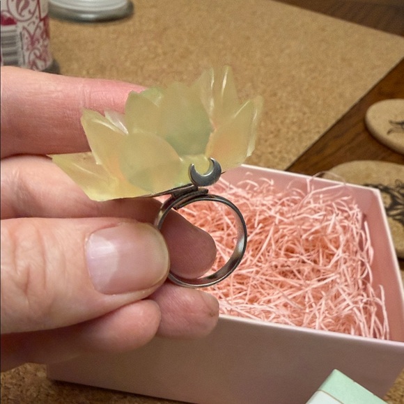 NEW Q-Pot Sailor Moon Ring Never Worn Legendary Silver Crystal Pâte de Fruit - Picture 9 of 10